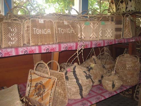 Tongan Jewellery & Handbags